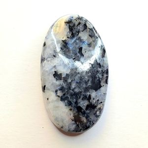 Big moonstone with tourmaline cabochon - Jewelry crystal lot #017